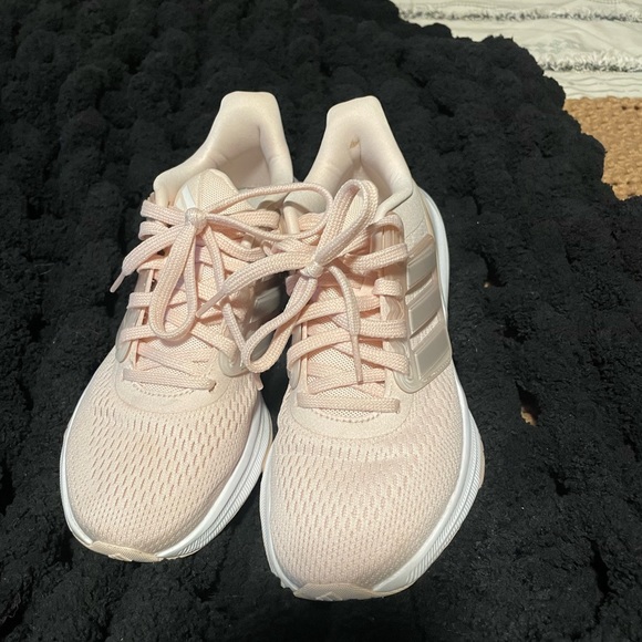 Adidas running shoes BOUNCE fits a 6 ROSE GOLD - Picture 3 of 8